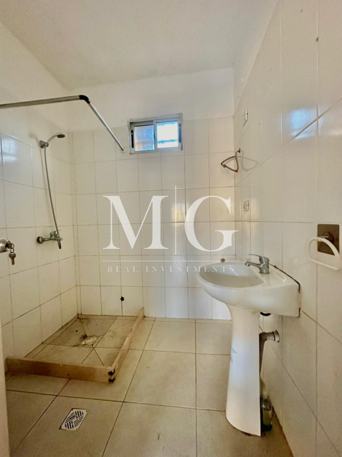 Casa ID.1575 - Altos de La Laguna Apartamento 1 dormitorio en Alquiler Anual con patio y parrillero!