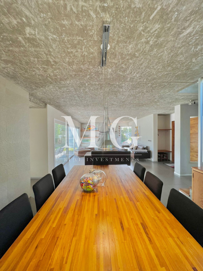 Casa ID.529 - Venta Casa 4 dormitorios, piscina y parrillero Barrio Privado La Residence