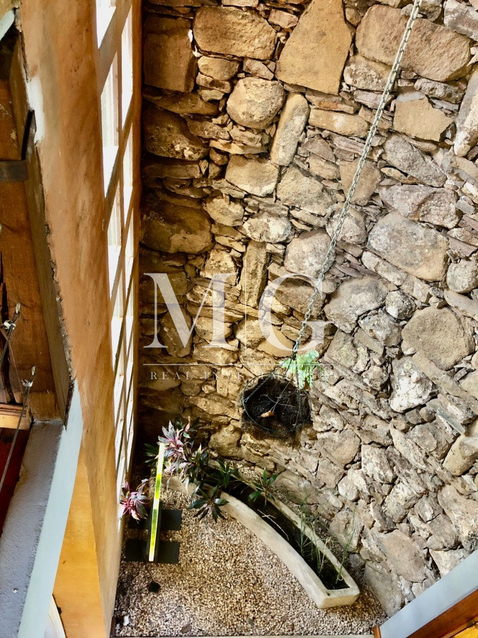 Casa ID.143 - BARRIO PRIVADO LA ARBOLADA, EXCEPCIONAL CASA DE 5 DORMITORIOS, PISCINA, GARAGE