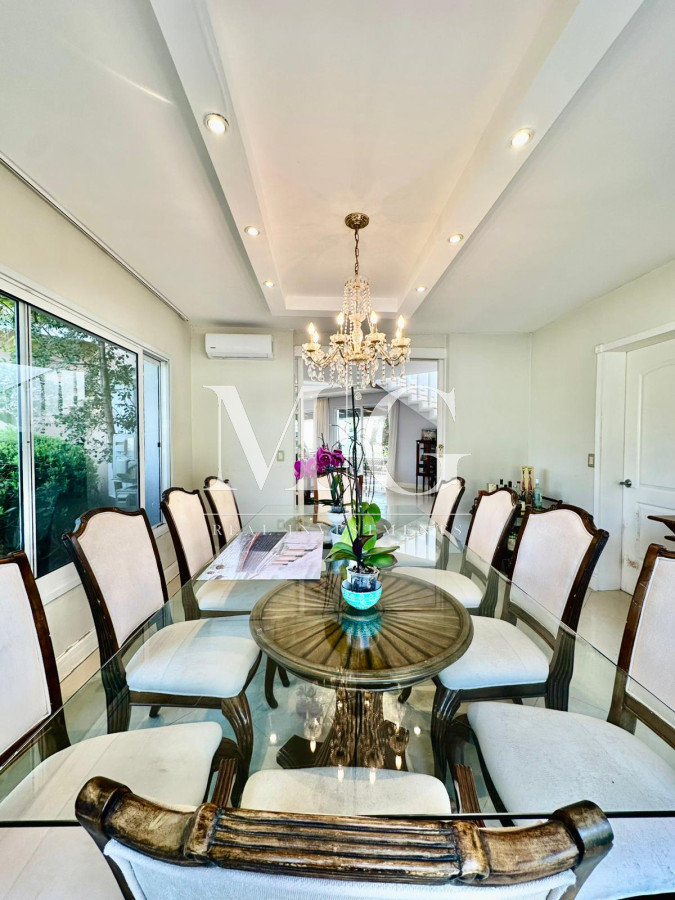 Casa ID.1453 - Barrio Privado La Arbolada Venta Casa 5 dormitorios