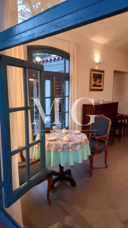 Casa ID.1094 - Excepcional oportunidad en Zona Marly, a pasos de la famosa Avenida Gourmet de Punta del Este.