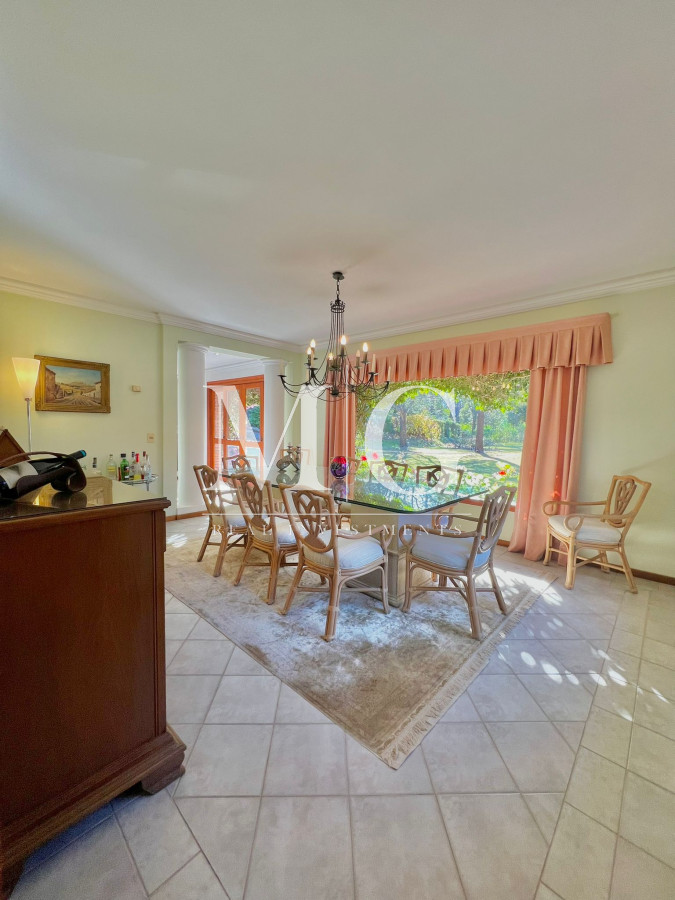 Casa ID.371 - EXCELENTE PROPIEDAD ZONA GOLF PUNTA DEL ESTE, 6 DORMITORIOS