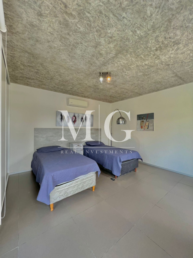 Casa ID.529 - Venta Casa 4 dormitorios, piscina y parrillero Barrio Privado La Residence