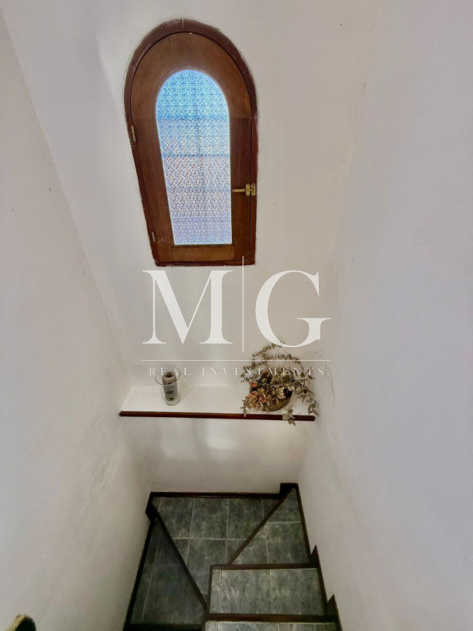 Casa ID.1564 - Hermosa casa en terreno de 450 m² con excelente distribución y potencial de ampliación; Zona Jardines de Cordoba