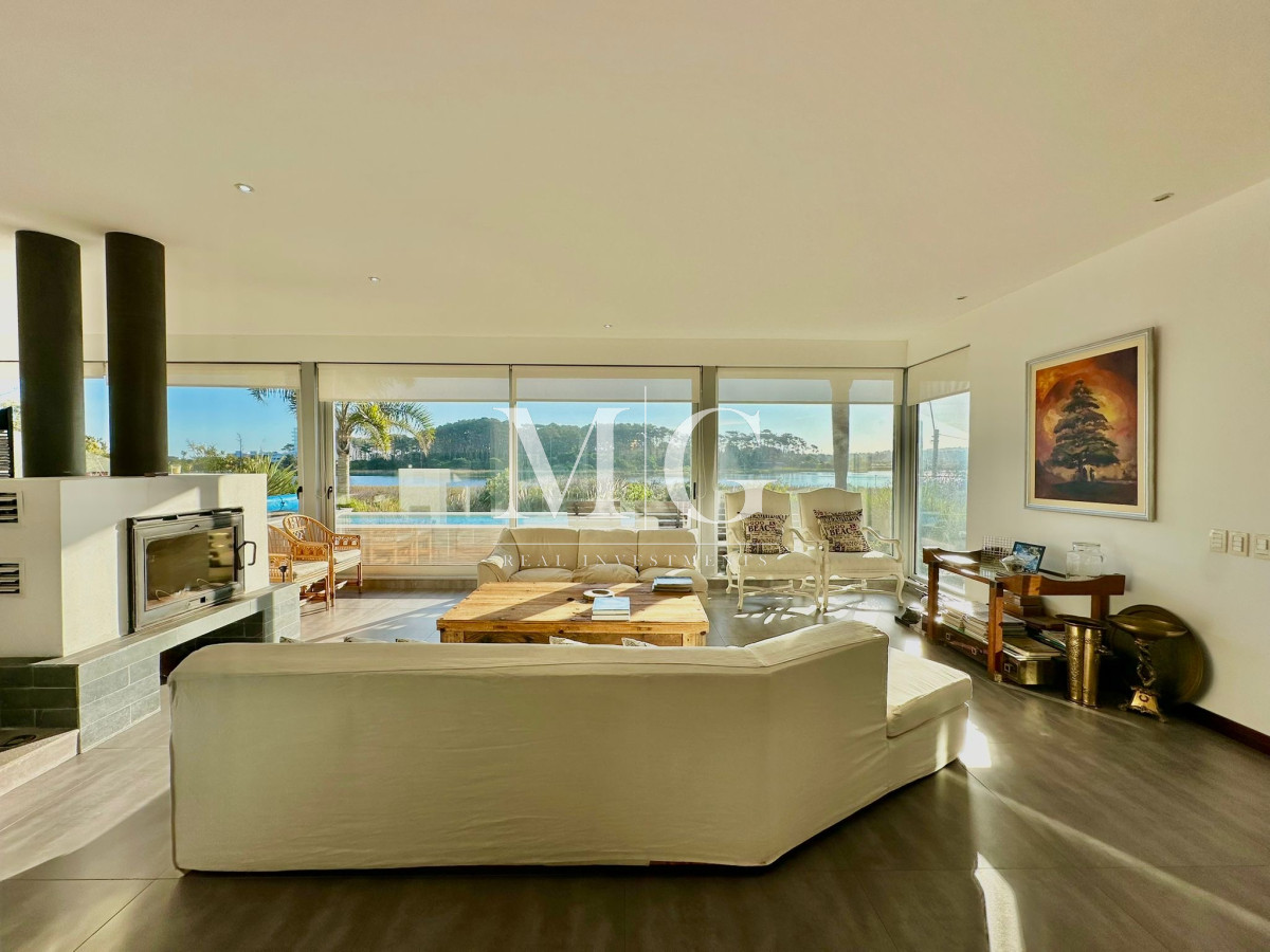 Casa ID.1247 - Casa única en Parada 41, Playa Mansa, Punta del Este