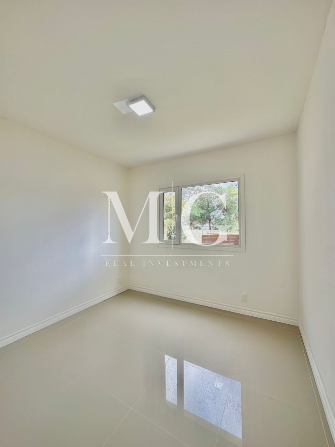 Casa ID.751 - Casa 3 dormitorios a Estrenar Pinares Punta del Este, piscina y parrillero