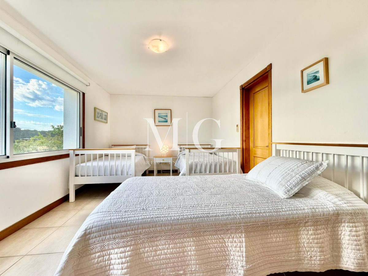 Casa ID.1522 - Venta de Casa 3 DORMITORIOS y Servicio en Club del Mar, José Ignacio. 