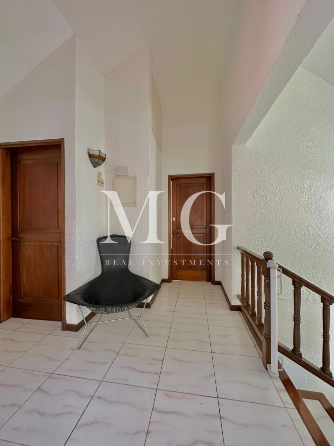 Casa ID.621 - Venta Casa 4 dormitorios + dep.servicio, barbacoa, piscina zona Golf