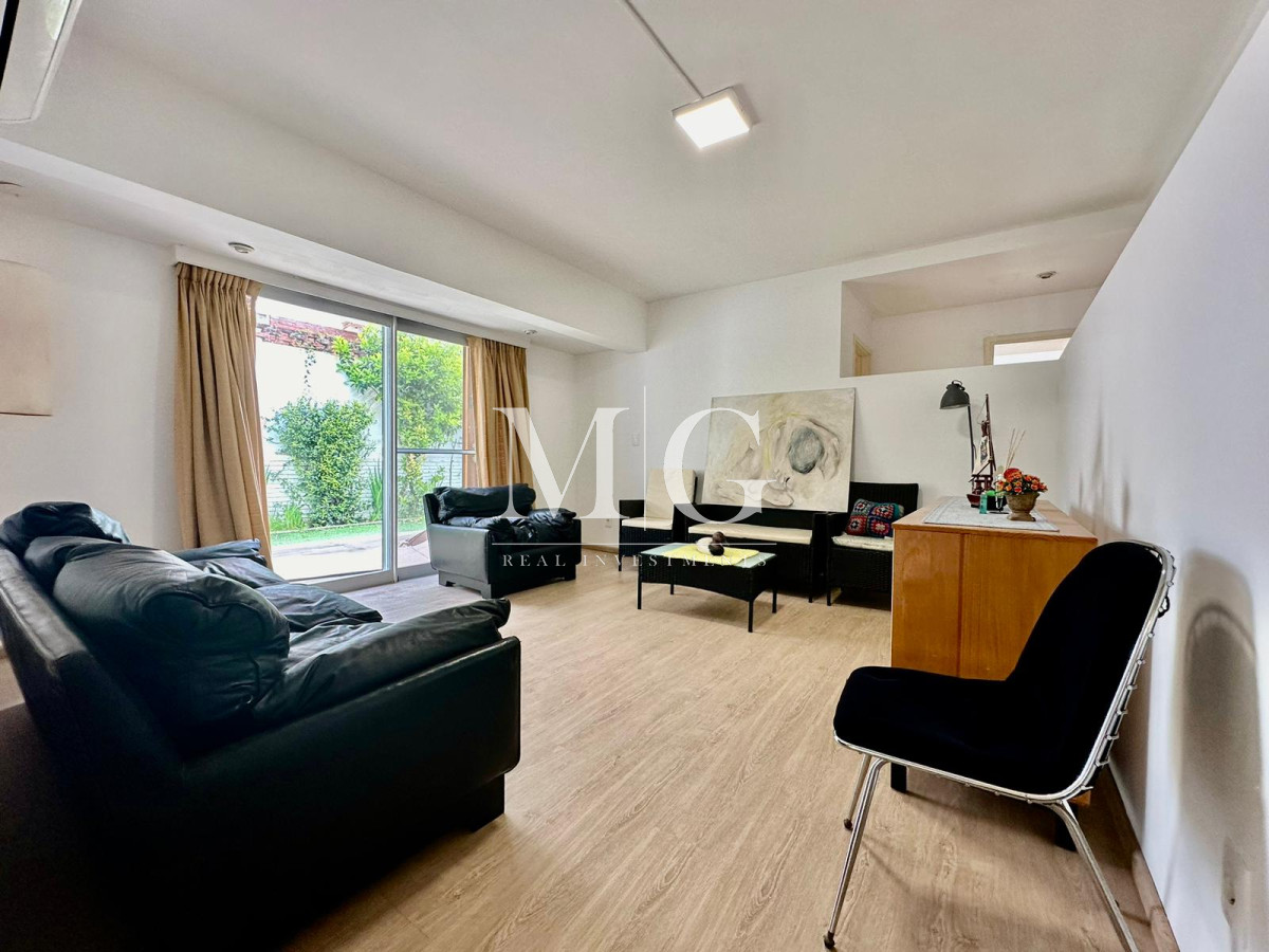 Casa ID.1030 - ALQUILER ANUAL VIVIENDA O COMERCIO, CASA 4 DORMITORIOS LA PASTORA PUNTA DEL ESTE 