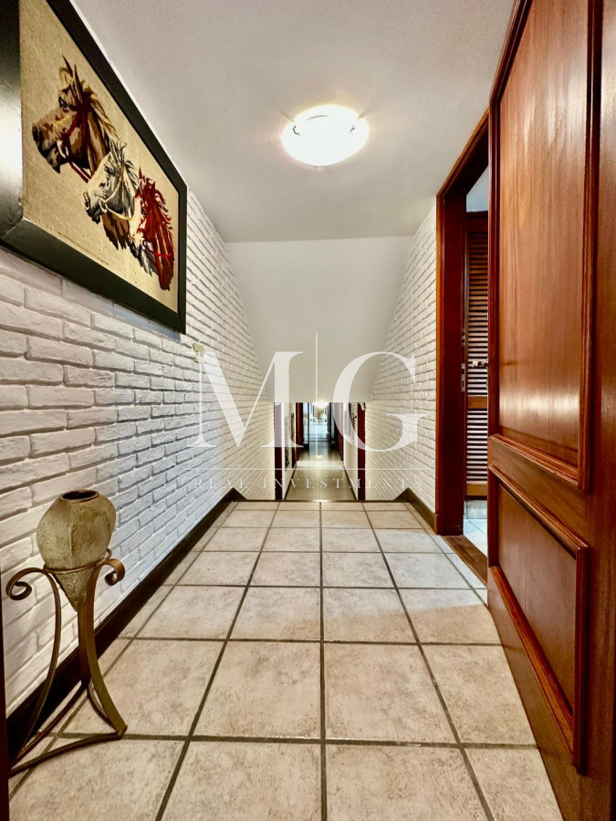 Casa ID.1134 - ESPECTACULAR CASA ZONA MANSA A METROS DEL MAR 