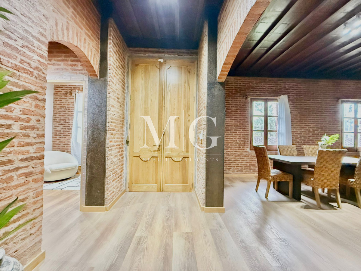 Casa ID.1088 - Excelente Casa a Estrenar Barrio Parque Burnett; 1.059m2 de terreno, piscina, barbacoa