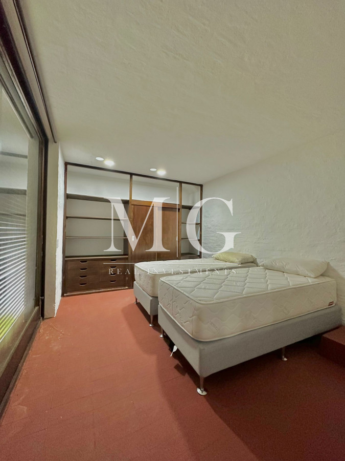 Casa ID.607 - Venta Casa 3 dom + dep.servicio con vista al Mar Piedras del Chileno, reciclada!