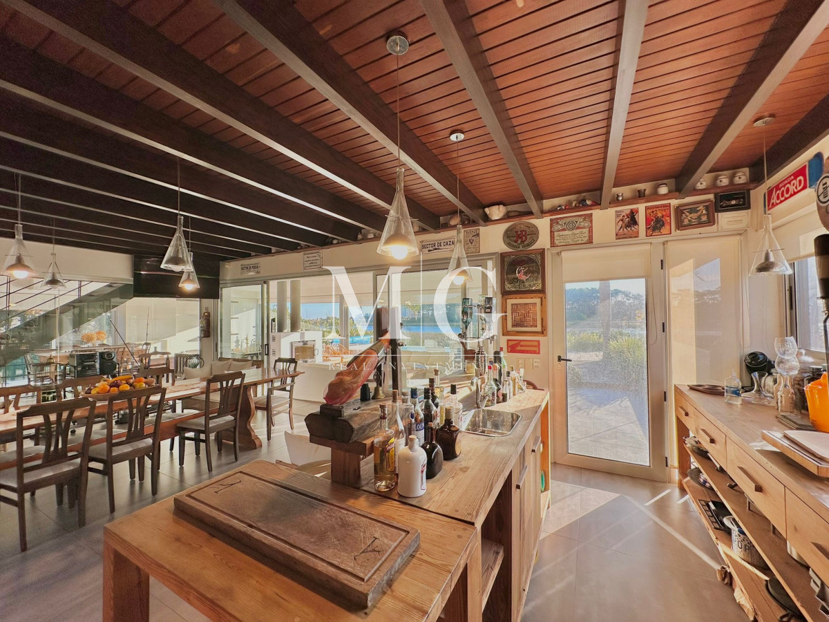 Casa ID.1247 - Casa única en Parada 41, Playa Mansa, Punta del Este