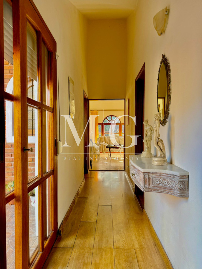 Casa ID.1564 - Hermosa casa en terreno de 450 m² con excelente distribución y potencial de ampliación; Zona Jardines de Cordoba