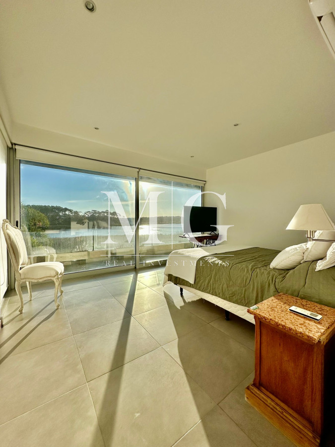 Casa ID.1247 - Casa única en Parada 41, Playa Mansa, Punta del Este