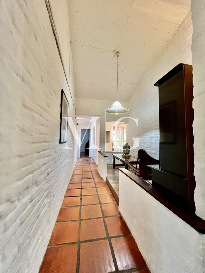 Casa ID.43 - Venta Casa 4 dormitorios, parrillero, piscina - Pinares
