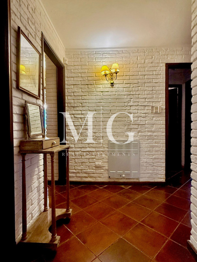 Casa ID.1529 - Hermosa casa en Marly, ubicada en una de las zonas más tranquilas y residenciales de Punta del Este 