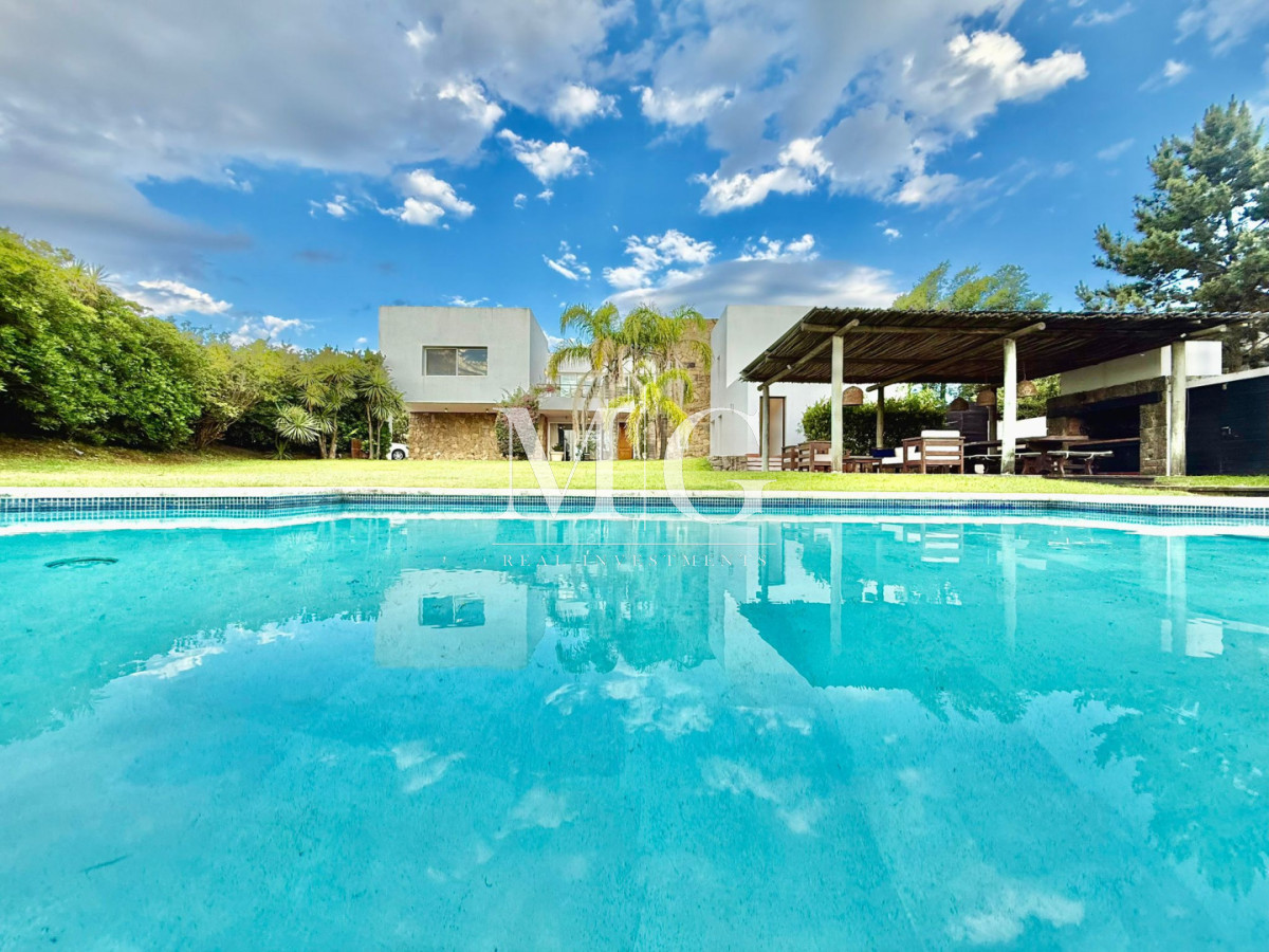 Casa ID.1522 - Venta de Casa 3 DORMITORIOS y Servicio en Club del Mar, José Ignacio. 