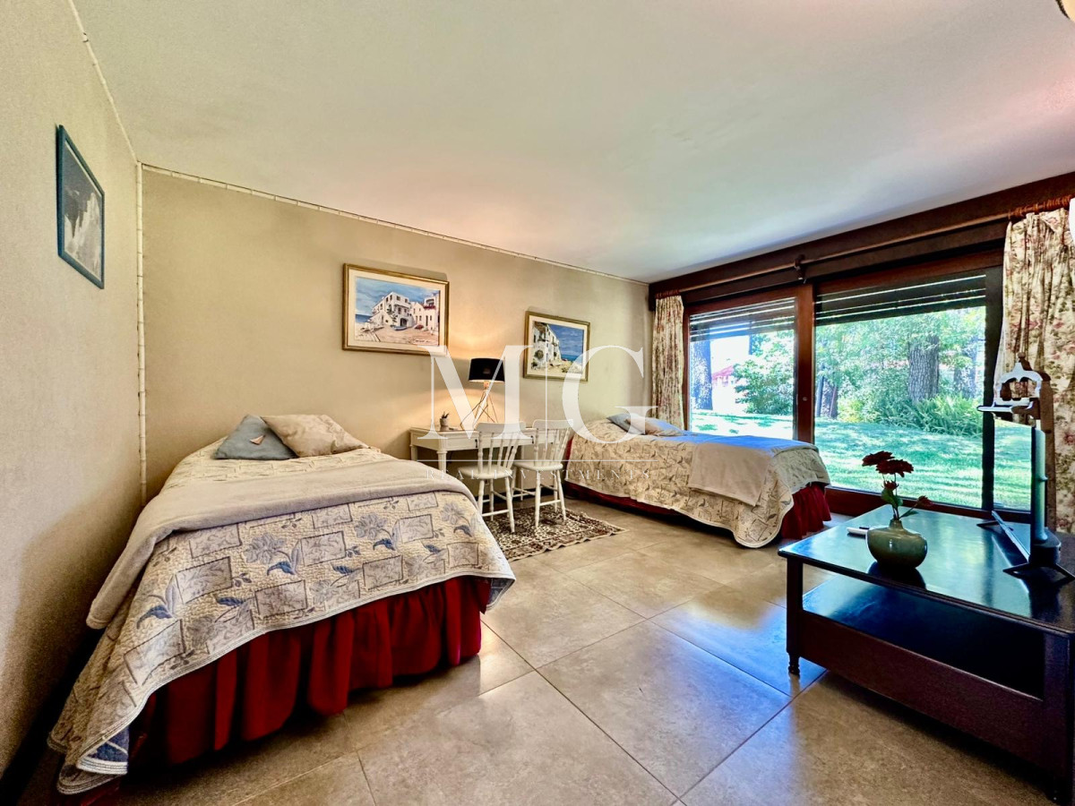 Casa ID.1134 - ESPECTACULAR CASA ZONA MANSA A METROS DEL MAR 
