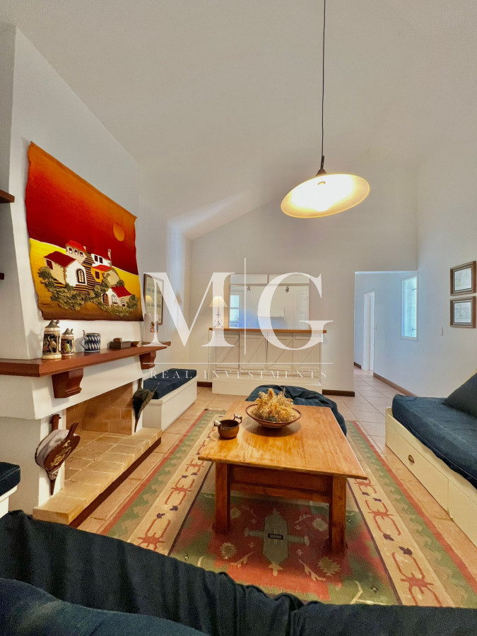 Casa ID.404 - Venta Casa 3 dormitorios + dep.servicio, barbacoa y piscina San Rafael