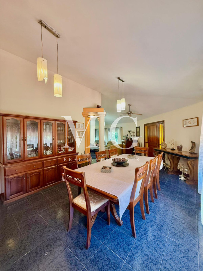 Casa ID.1530 - Excelente propiedad 5 dormitorios en Altos del Pinar, Punta del Este