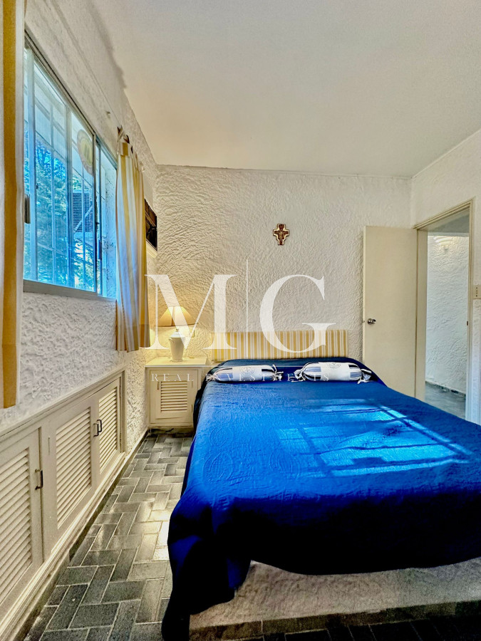 Casa ID.1357 - Venta Casa Principal 5 dormitorios en el Corazón de San Rafael a Metros del Mar