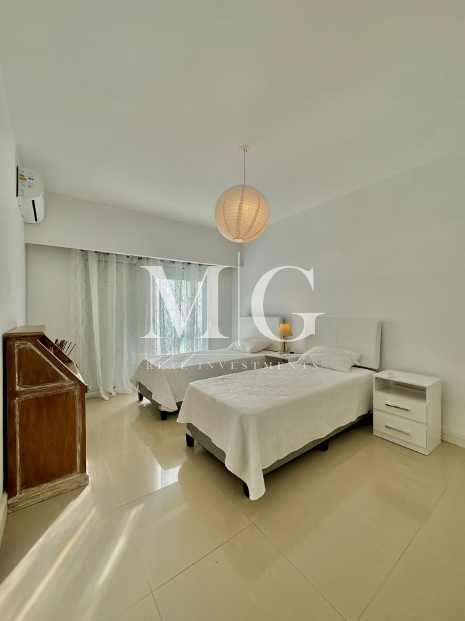 Casa ID.687 - Espectacular Casa zona Marly Punta del Este