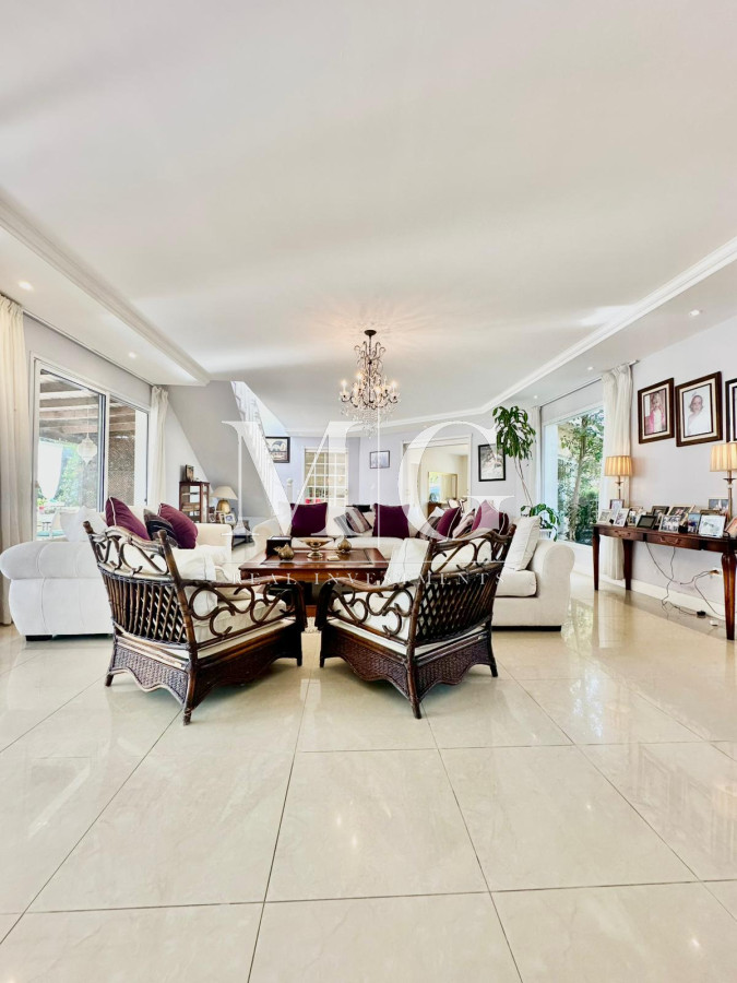 Casa ID.1453 - Barrio Privado La Arbolada Venta Casa 5 dormitorios