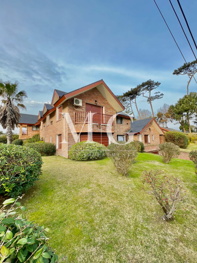 Casa ID.116 - Mansa, paradas, 7 dormitorios, piscina, barbacoa