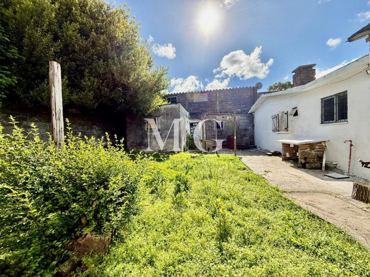 Casa ID.1506 - Venta Casa 2 dormitorios Barrio Leonel Maldonado