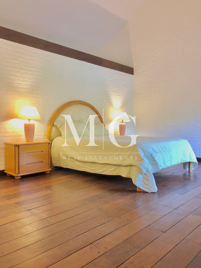 Casa ID.167 - Venta Casa zona Beberly Hills 4 dormitorios + dep.servicio y piscina