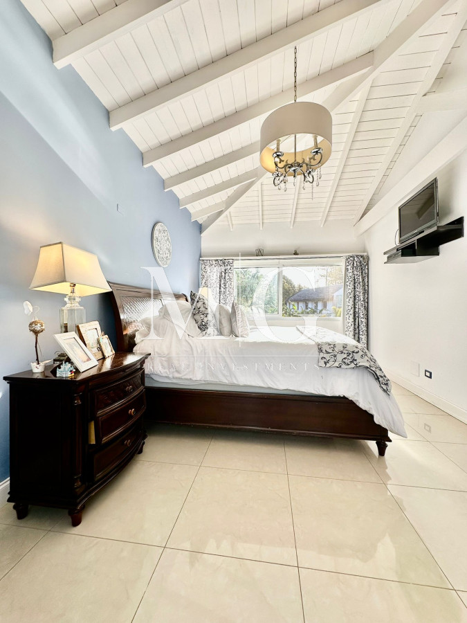 Casa ID.1453 - Barrio Privado La Arbolada Venta Casa 5 dormitorios
