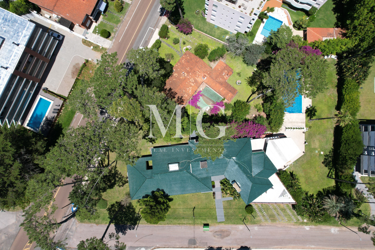 Casa ID.1134 - ESPECTACULAR CASA ZONA MANSA A METROS DEL MAR 