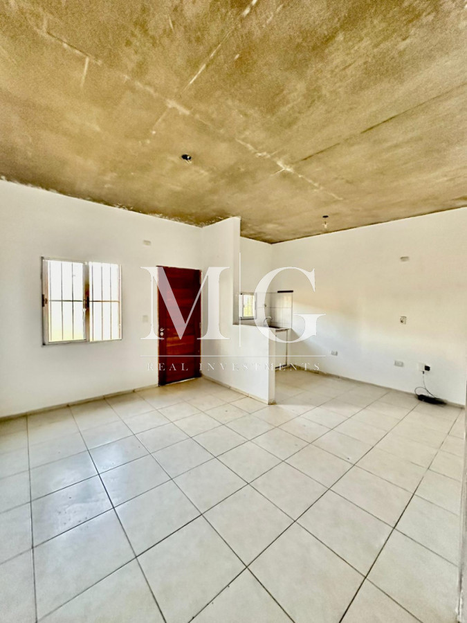 Casa ID.1575 - Altos de La Laguna Apartamento 1 dormitorio en Alquiler Anual con patio y parrillero!