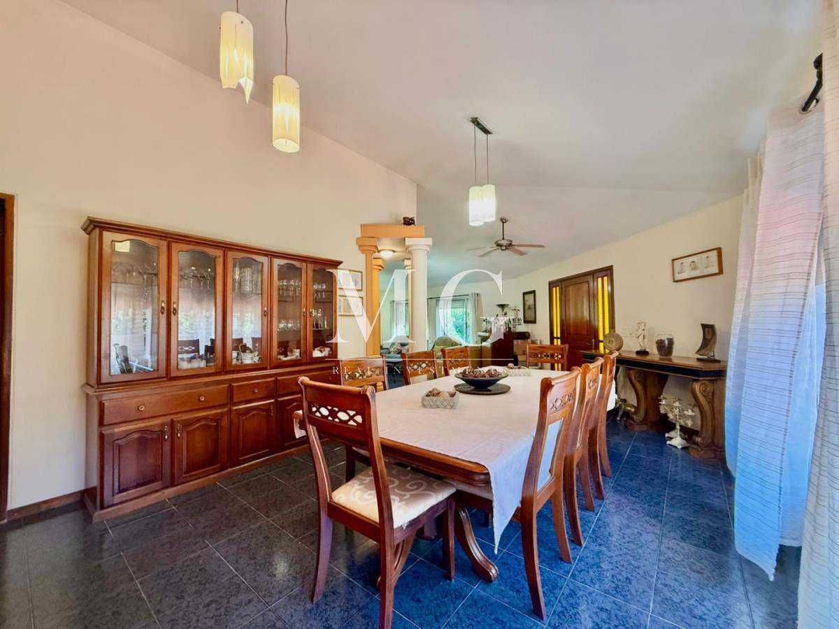 Casa ID.1530 - Excelente propiedad 5 dormitorios en Altos del Pinar, Punta del Este