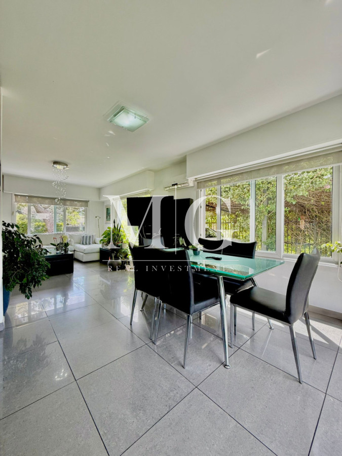 Casa ID.1508 - Chalet Premium con Gran Potencial - Ideal para Clínica, Consultorios u Oficinas