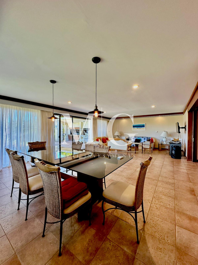 Casa ID.832 - Terreno 3.436mt a 200mt del Mar con proyecto aprobado para altura! Playa Mansa