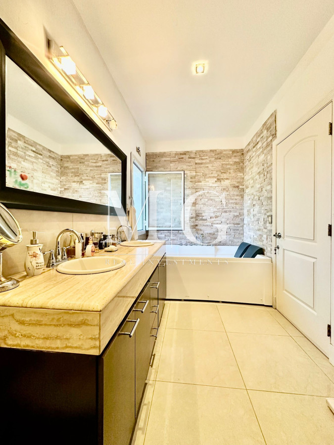 Casa ID.1453 - Barrio Privado La Arbolada Venta Casa 5 dormitorios