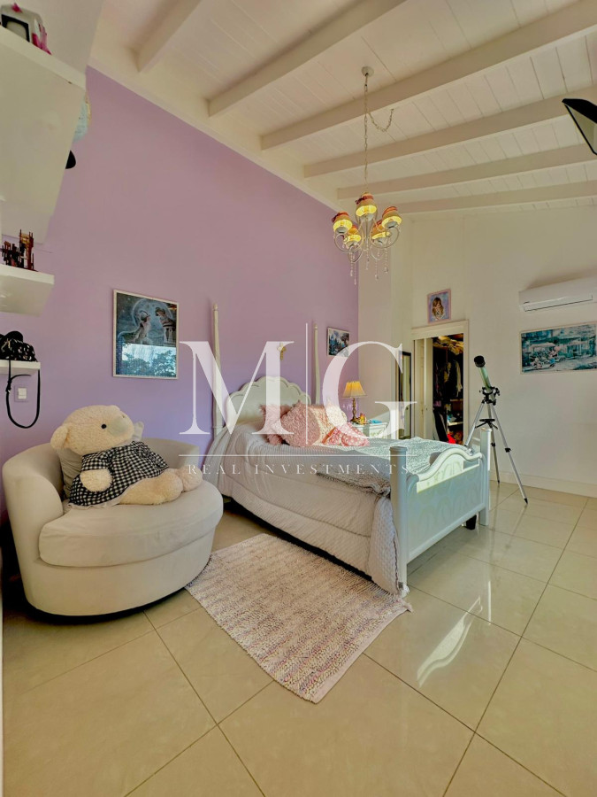 Casa ID.1453 - Barrio Privado La Arbolada Venta Casa 5 dormitorios