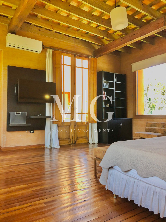 Casa ID.143 - BARRIO PRIVADO LA ARBOLADA, EXCEPCIONAL CASA DE 5 DORMITORIOS, PISCINA, GARAGE