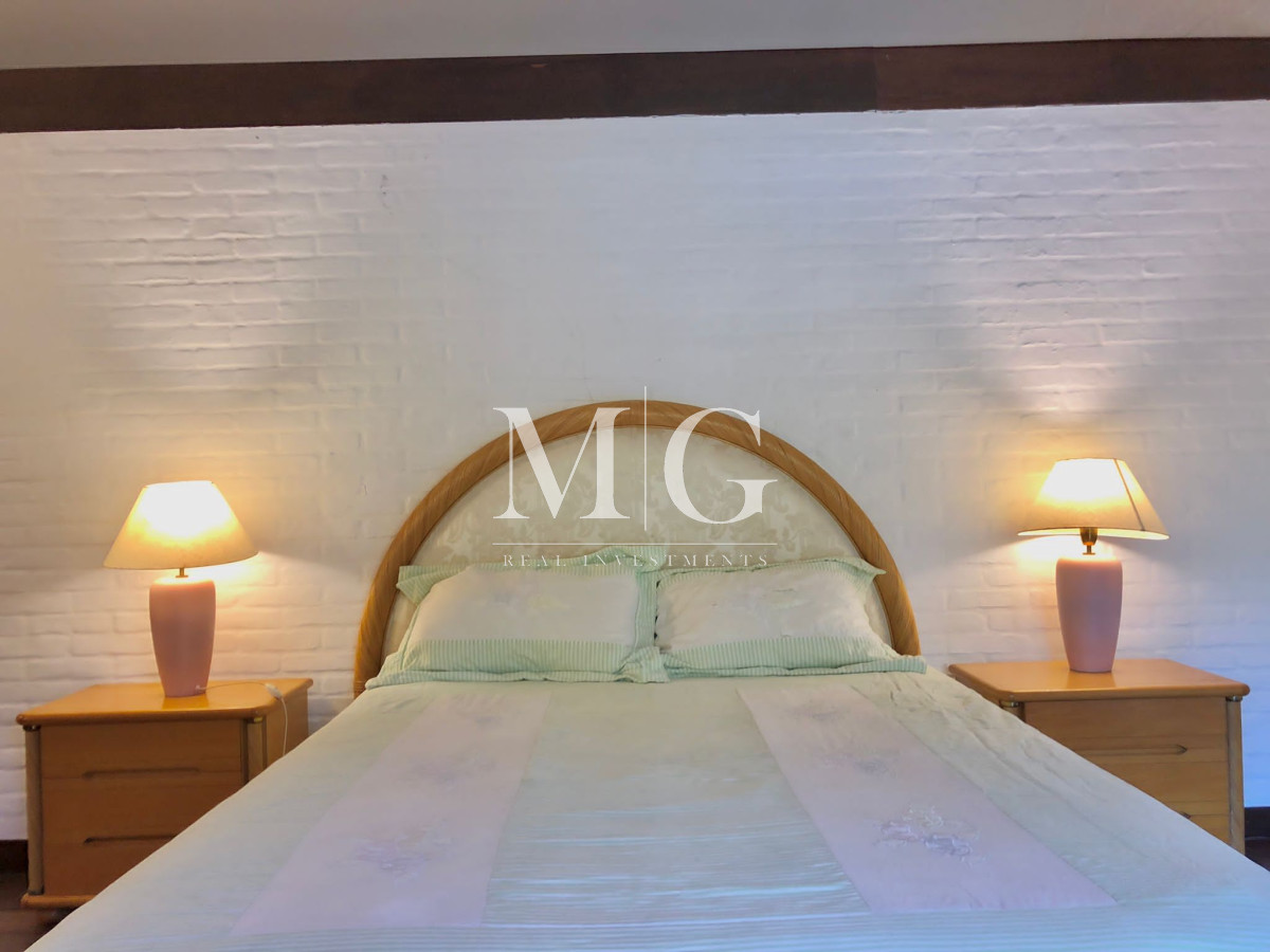 Casa ID.167 - Venta Casa zona Beberly Hills 4 dormitorios + dep.servicio y piscina