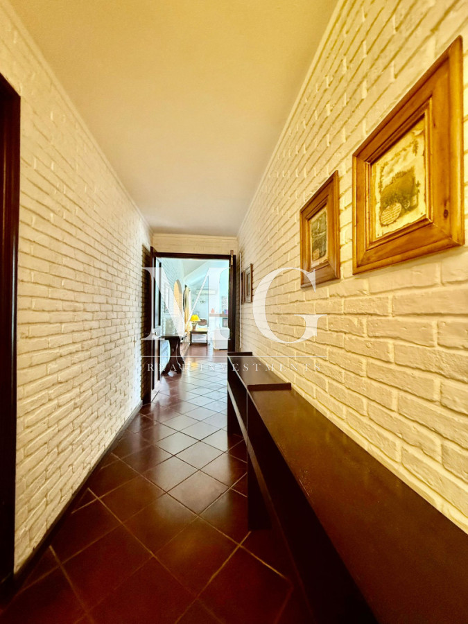 Casa ID.1529 - Hermosa casa en Marly, ubicada en una de las zonas más tranquilas y residenciales de Punta del Este 