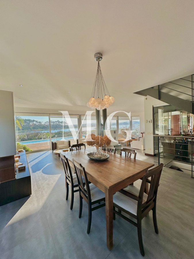 Casa ID.1247 - Casa única en Parada 41, Playa Mansa, Punta del Este