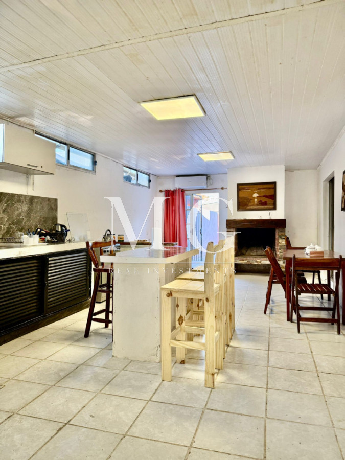 Casa ID.1523 - Alquiler Anual Casa 3 dormitorios Barrio Ipora 