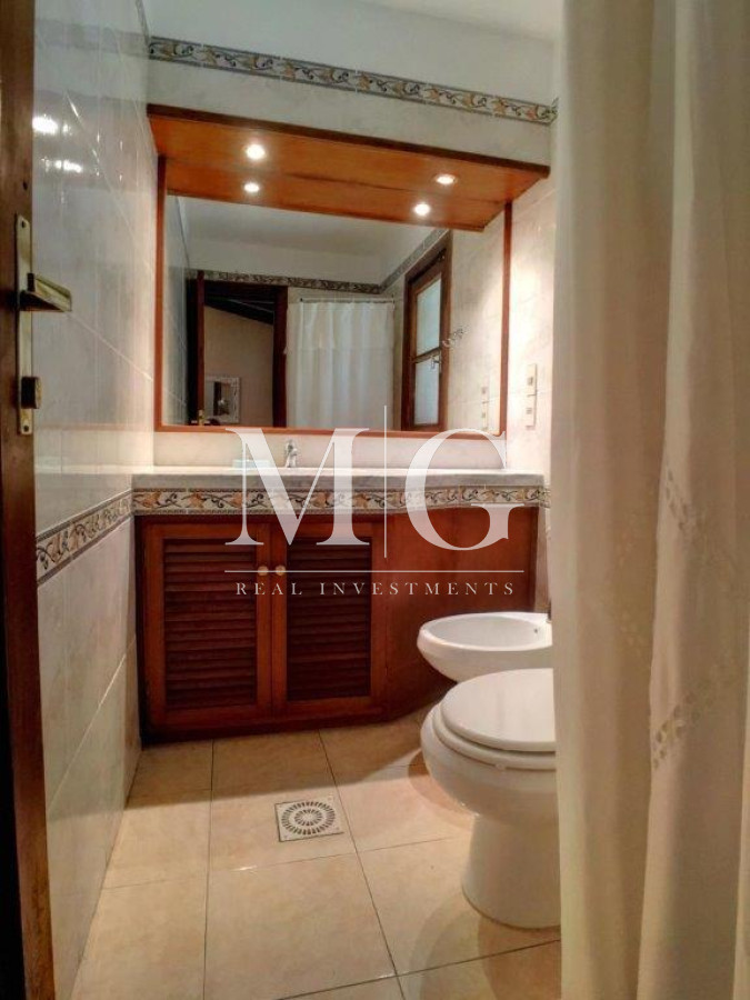 Casa ID.832 - Playa Mansa a 200mt del Mar con proyecto aprobado para altura!