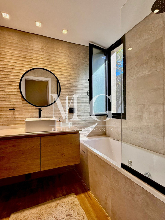 Casa ID.1548 - Residencia de Diseño a Estrenar en Punta Ballena - Barrio Privado La Jacinta