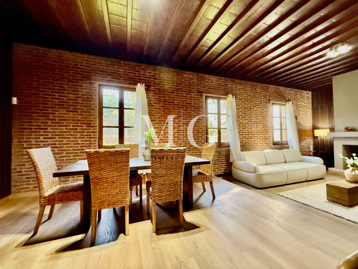 Casa ID.1088 - Excelente Casa a Estrenar Barrio Parque Burnett; 1.059m2 de terreno, piscina, barbacoa