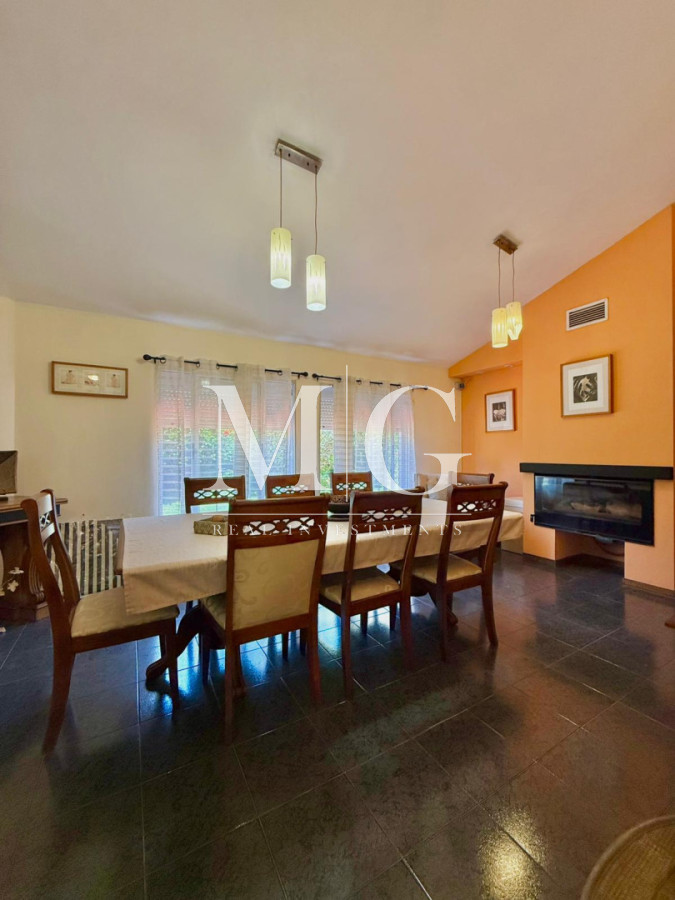 Casa ID.1530 - Excelente propiedad 5 dormitorios en Altos del Pinar, Punta del Este