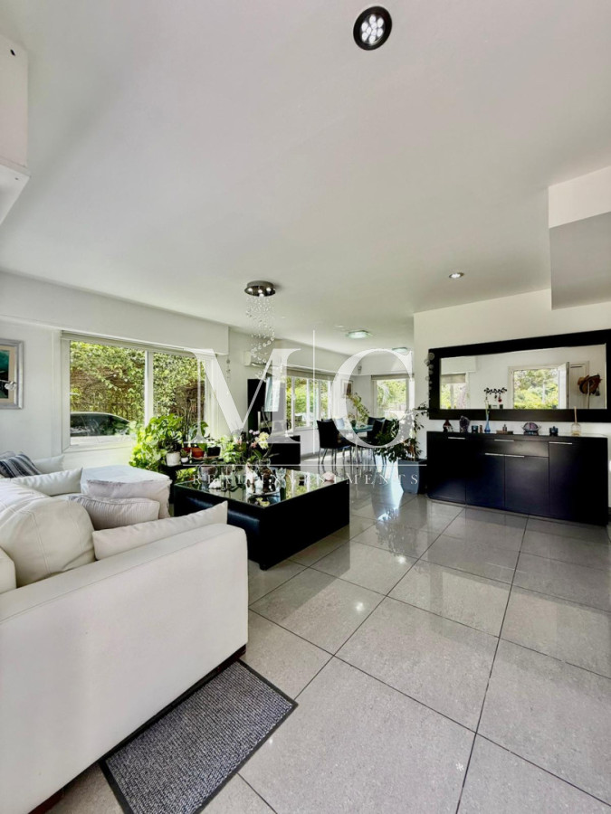 Casa ID.1508 - Chalet Premium con Gran Potencial - Ideal para Clínica, Consultorios u Oficinas