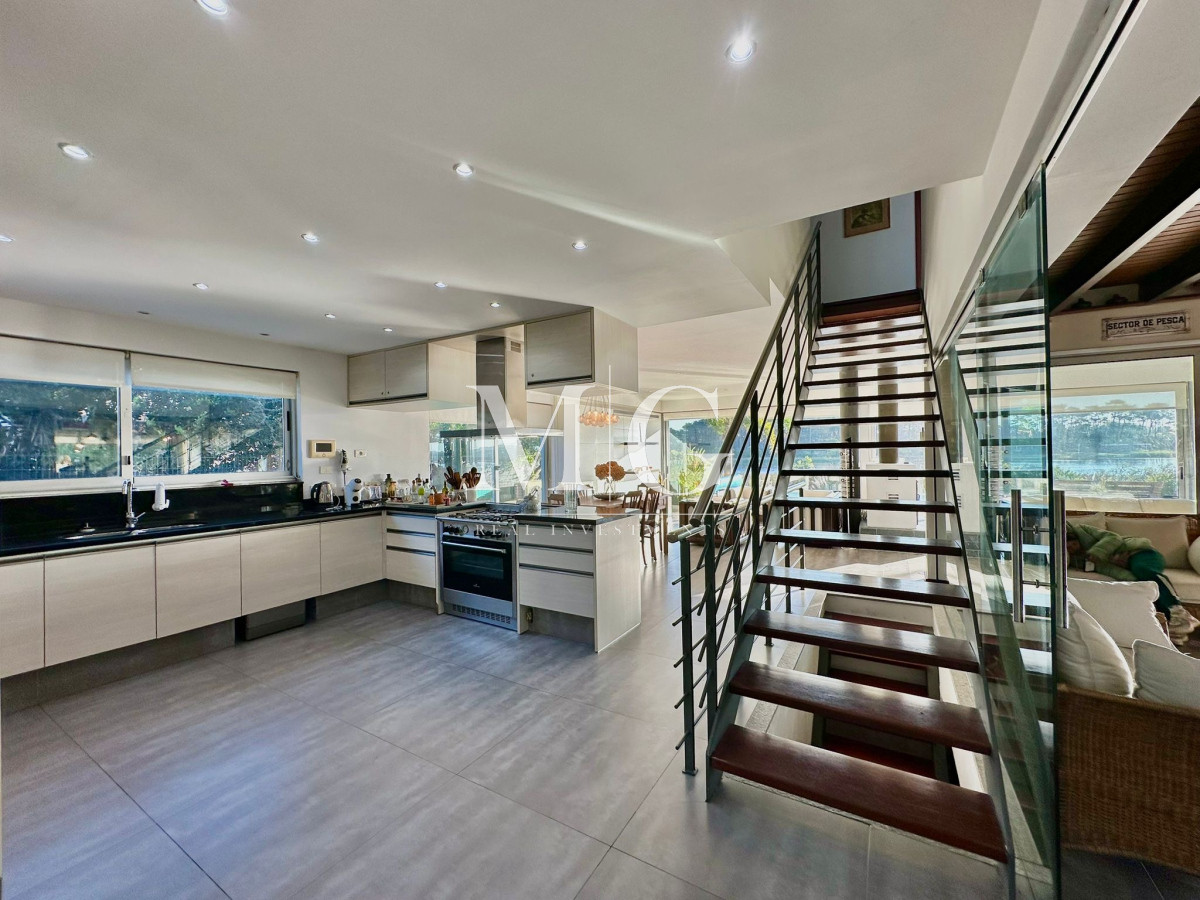 Casa ID.1247 - Casa única en Parada 41, Playa Mansa, Punta del Este
